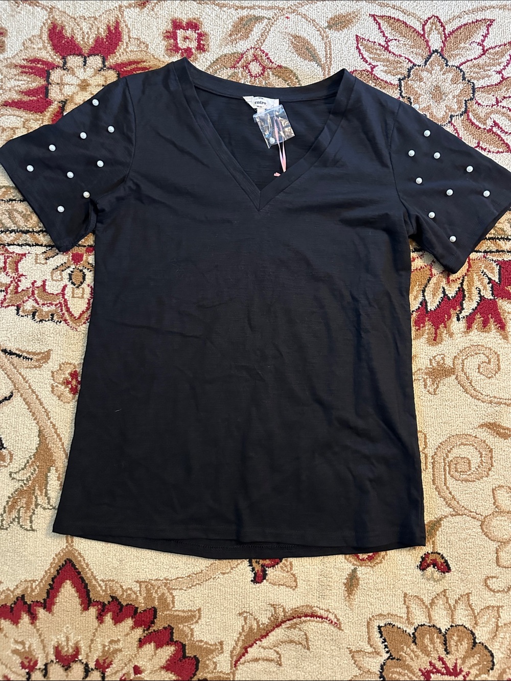 Entro Top With Pearl Sleeves